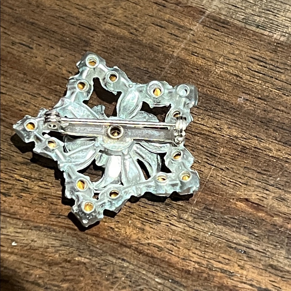 Vintage Star Rhinestone Brooch - Picture 5 of 5